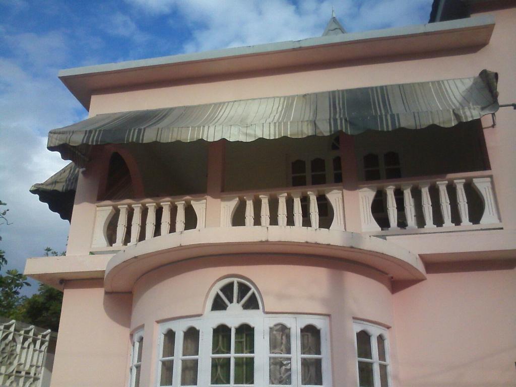G&R Guesthouse Falmouth Exterior photo